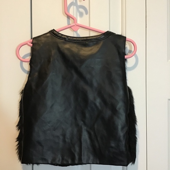 Kensie vest - Picture 4 of 4